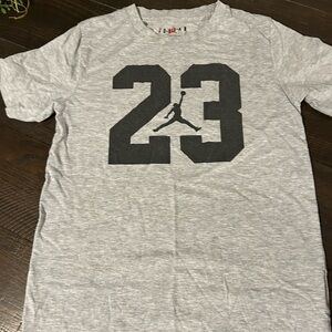 Jordan Youth Gray '23' Graphic Crew Neck T-Shirt Youth Med